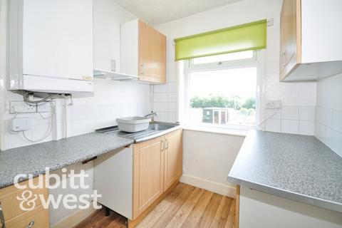 2 bedroom apartment to rent, Aylen Road Portsmouth PO3