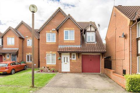 4 bedroom detached house for sale, Curtis Croft, Milton Keynes MK5