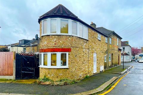 1 bedroom flat to rent, Station Road, Walthamstow, London E17