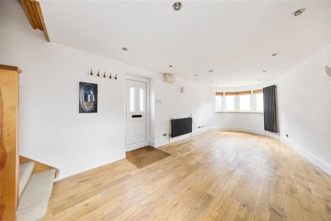 1 bedroom flat to rent, Station Road, Walthamstow, London E17