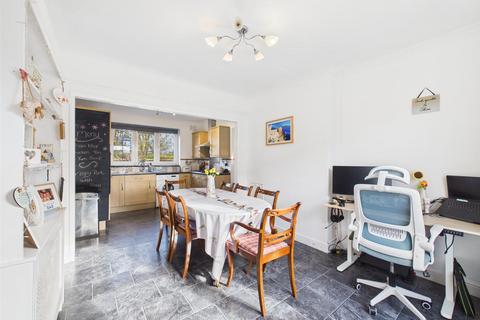 3 bedroom semi-detached house for sale, Wright Crescent, Bridlington