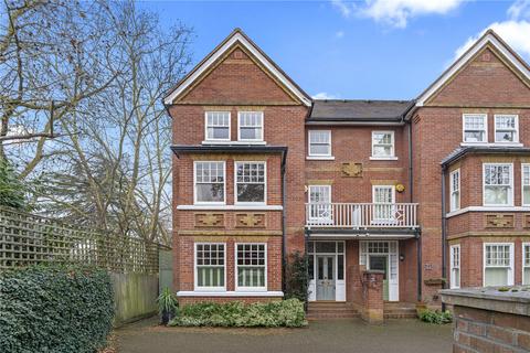 undefined, Waldegrave Park, Twickenham, TW1