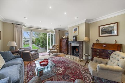 undefined, Waldegrave Park, Twickenham, TW1