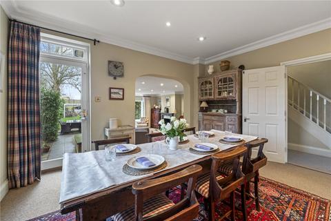 undefined, Waldegrave Park, Twickenham, TW1