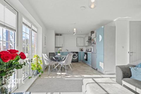 1 bedroom flat for sale, Fieldfare Way, Gilden Way, Harlow