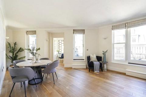 3 bedroom apartment to rent, Temple Avenue, London, EC4Y