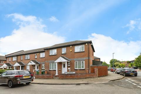 4 bedroom end of terrace house for sale, Pitfield Crescent, London, SE28