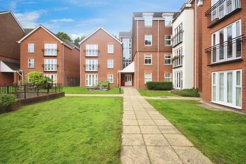 Birch Meadow Close, Warwick