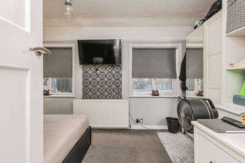 2 bedroom terraced house for sale, Ingfield Avenue, Ossett, WF5