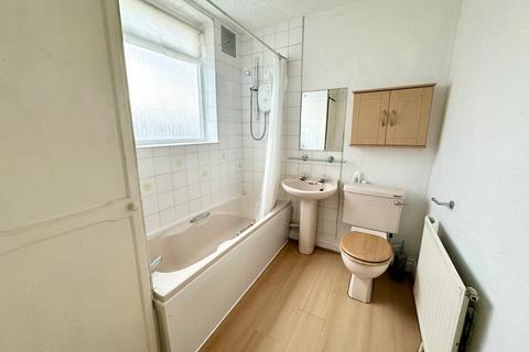 undefined, Penton Avenue, Staines-upon-Thames, TW18