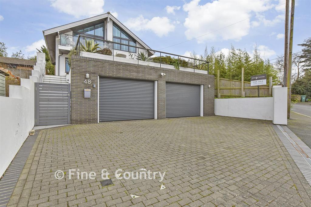 Driveway/Parking