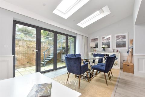 5 bedroom detached house for sale, Lower Church Road, Cowes, Isle of Wight