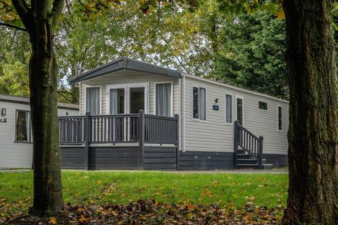 2 bedroom lodge for sale, Allerthorpe East Riding of Yorkshire