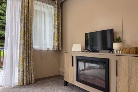 2 bedroom lodge for sale, Allerthorpe East Riding of Yorkshire