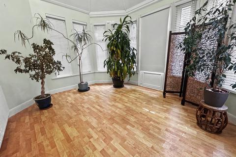 2 bedroom flat for sale, Bournemouth