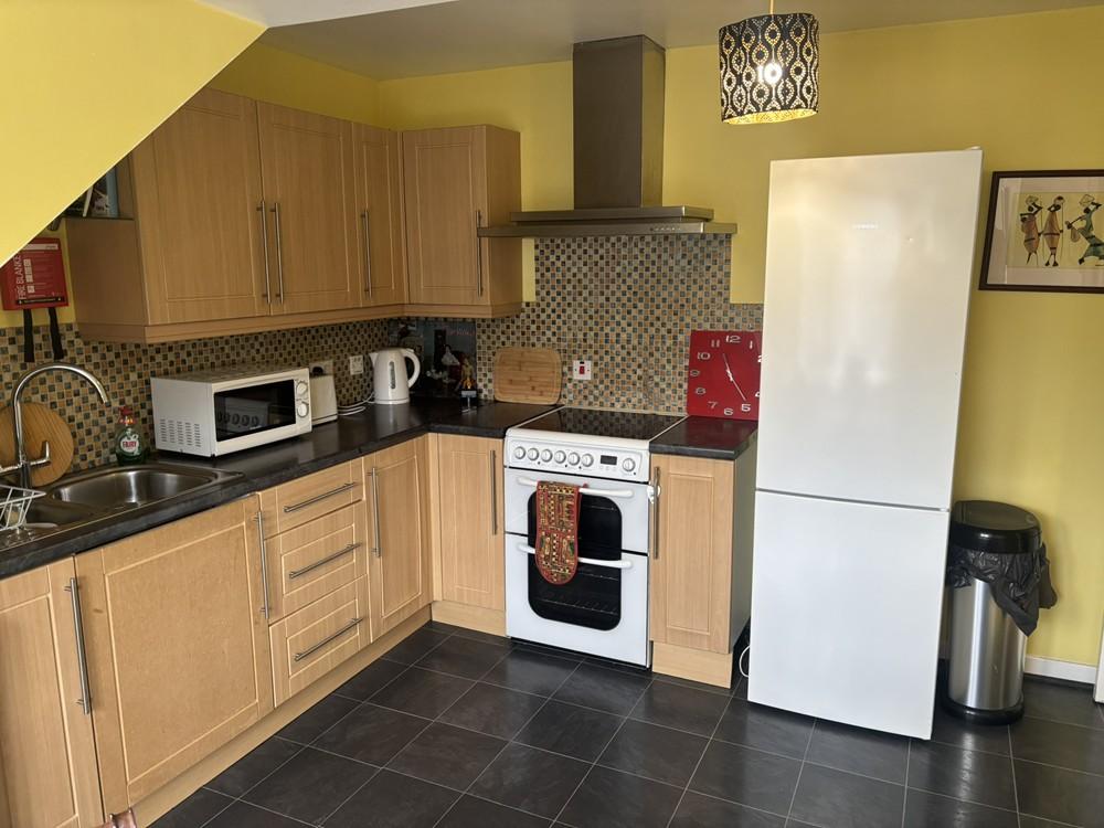 Flat 7, TG 3