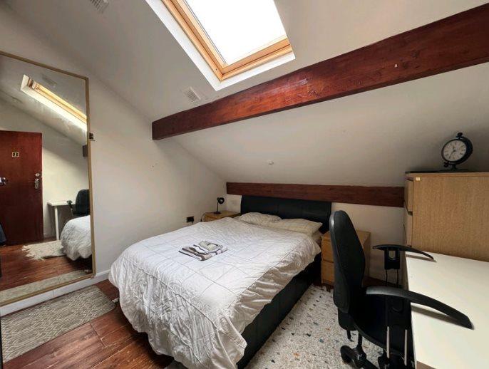 Room 1