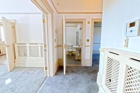 undefined, SEA FRONT LOCATION!