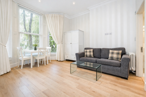 undefined, Elsham Road, W14
