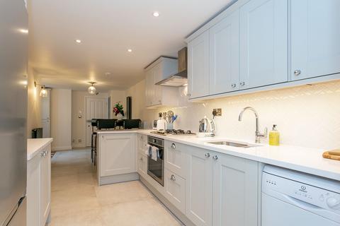 undefined, Harlow Moor Drive, Harrogate, HG2
