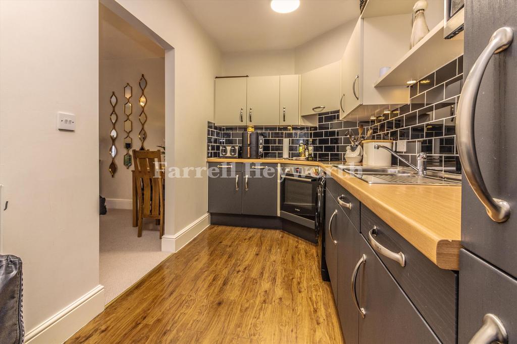 Kitchen b