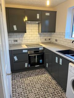 2 bedroom maisonette to rent, Whateley's Drive, Kenilworth, CV8