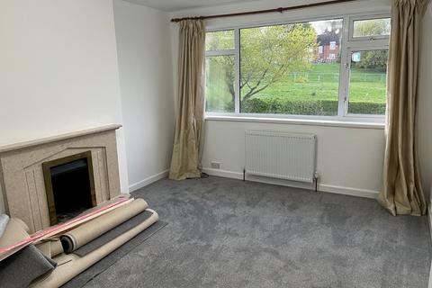 2 bedroom maisonette to rent, Whateley's Drive, Kenilworth, CV8