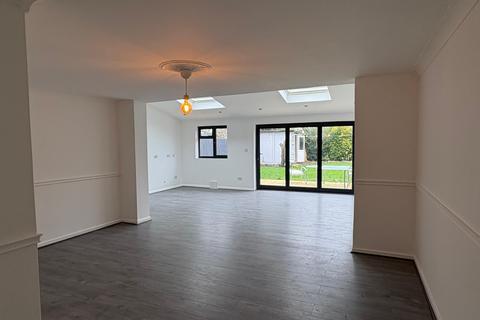 undefined, Manor Farm Road, Enfield, EN1