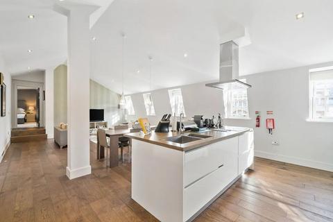 3 bedroom apartment to rent, Brompton Road, SW3