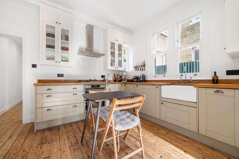 2 bedroom flat for sale, Deerdale Road, SE24