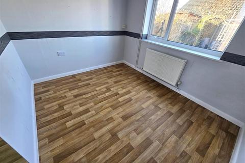 undefined, Conrad Close, Lowestoft