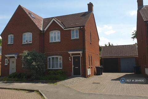 3 bedroom semi-detached house to rent, Lincroft, Cranfield, Bedford, MK43