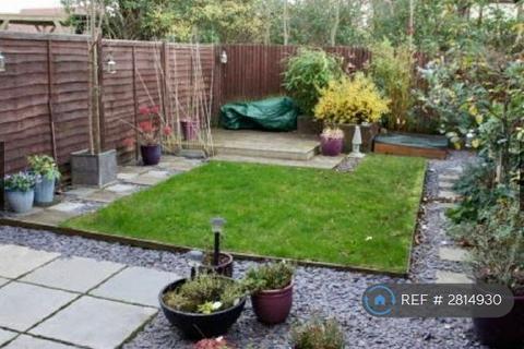 3 bedroom semi-detached house to rent, Lincroft, Cranfield, Bedford, MK43