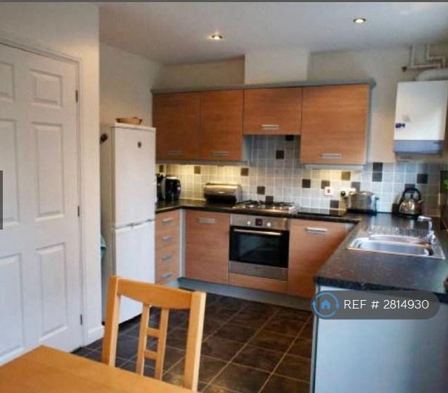 Kitchen/ Dining