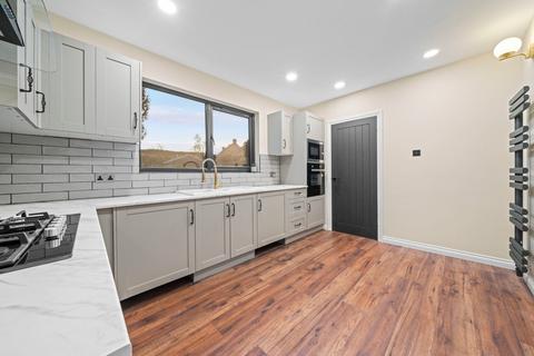 5 bedroom detached house for sale, Delph Road, Tullibody, Alloa, FK10