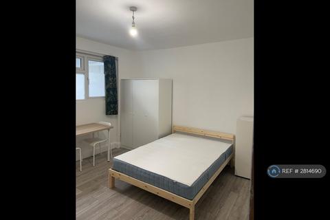 undefined, Queens Avenue, Greenford, UB6