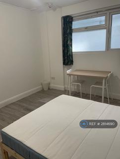 undefined, Queens Avenue, Greenford, UB6