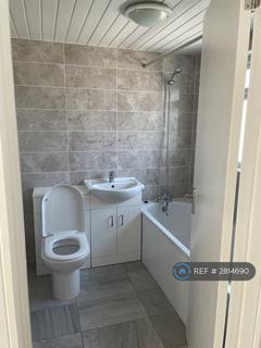 undefined, Queens Avenue, Greenford, UB6