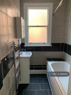 2 bedroom flat to rent, Haydn Road, Nottingham, NG5