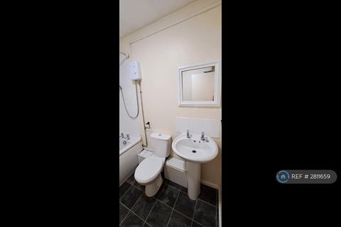 2 bedroom flat to rent, Olivia Court, Salford, M5