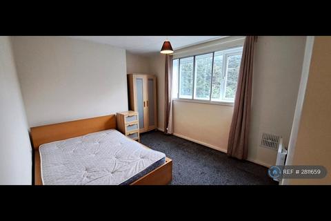 2 bedroom flat to rent, Olivia Court, Salford, M5