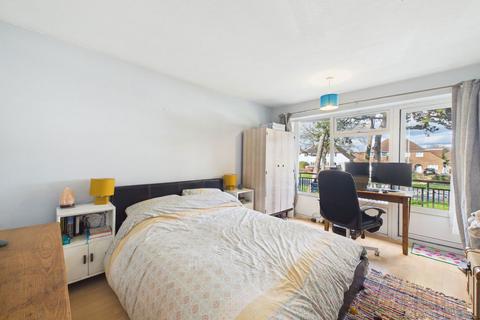 2 bedroom flat for sale, Goring Road, Goring-by-sea, Worthing, BN12 4BB