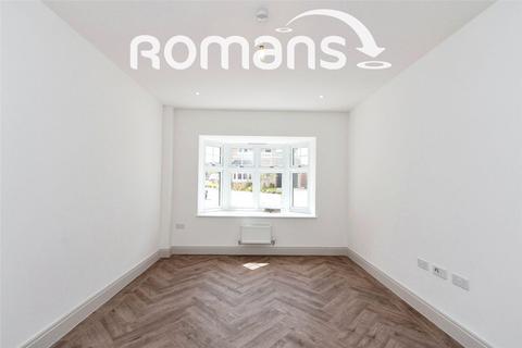 4 bedroom semi-detached house for sale, Hayne Avenue, Fleet, Hampshire