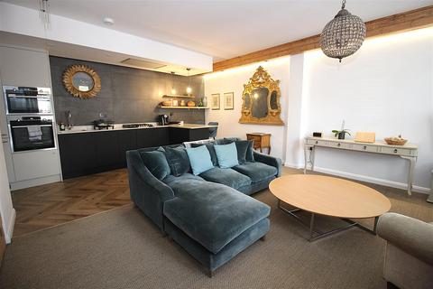 undefined, Monmouth Place, City Centre, Bath