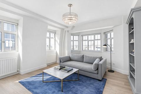 undefined, Knightsbridge Court, SW1X