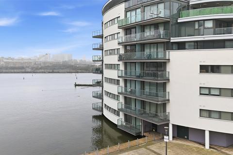 1 bedroom apartment for sale, The Helm, Newham E16