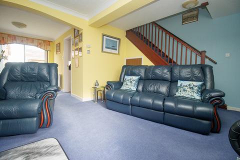 3 bedroom semi-detached house for sale, Plane Tree Way, Filey YO14