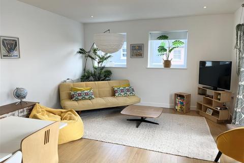 undefined, Tre Lowen, Newquay TR7