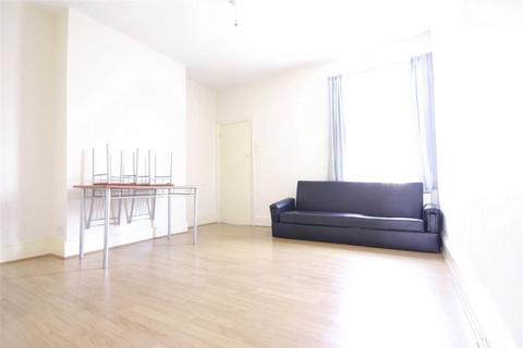 3 bedroom apartment to rent, Kensington Gardens, Ilford, IG1