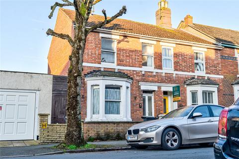 3 bedroom end of terrace house for sale, Avenue Road, Old Town, Swindon, Wiltshire, SN1
